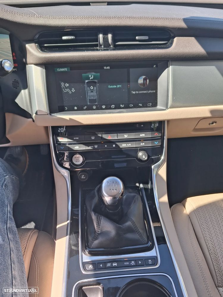 Jaguar XF E-Performance Prestige - 20