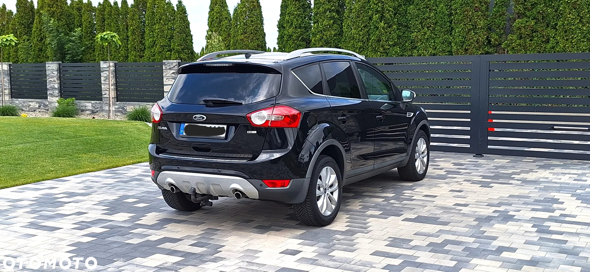 Ford Kuga 2.0 TDCi 2x4 Titanium - 11