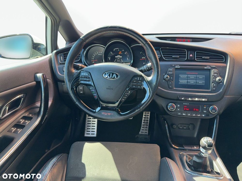 Kia Ceed 1.6 T-GDI GT - 17