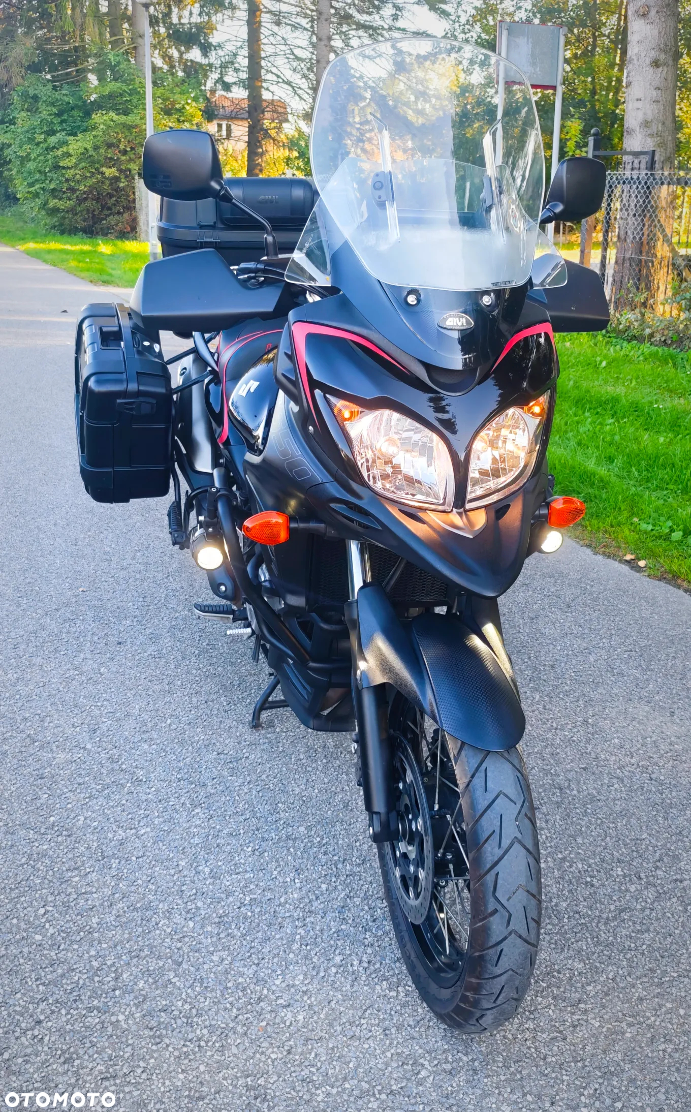 Suzuki V-STROM - 2