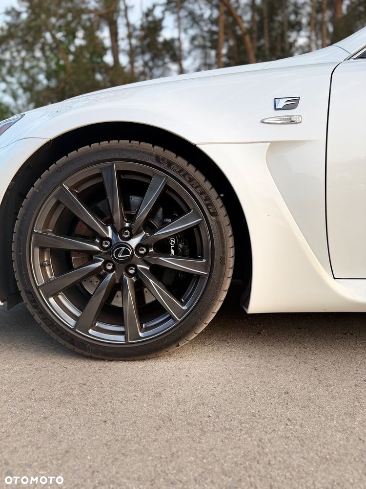Lexus IS - 20
