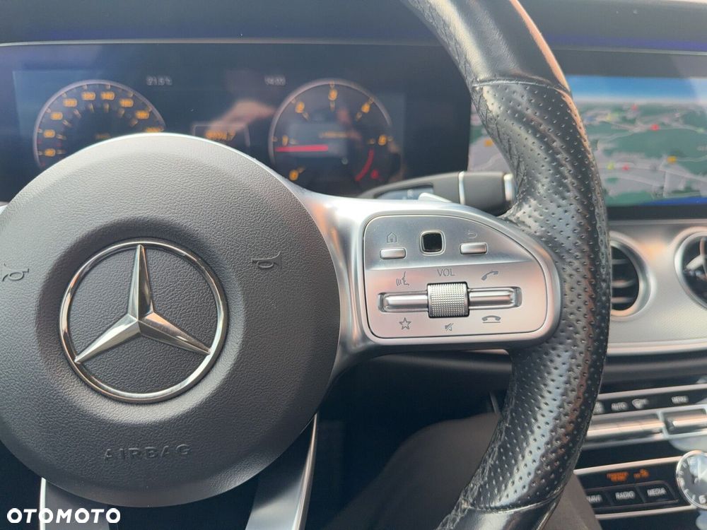 Mercedes-Benz Klasa E - 18