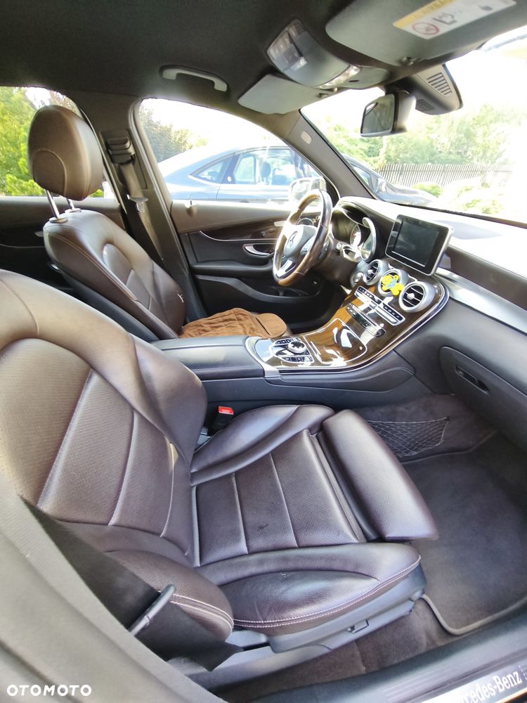 Mercedes-Benz GLC - 15