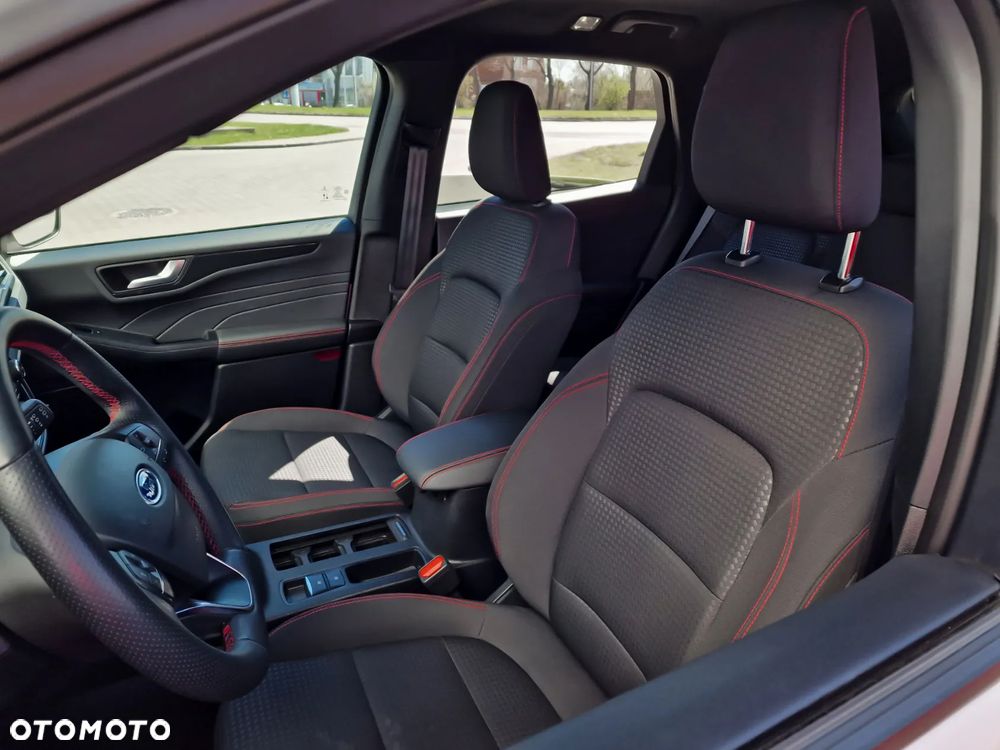 Ford Kuga 1.5 EcoBoost FWD ST-Line - 21