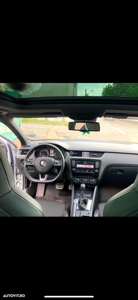 Skoda Octavia 2.0 TDI (Green tec) DSG RS - 9