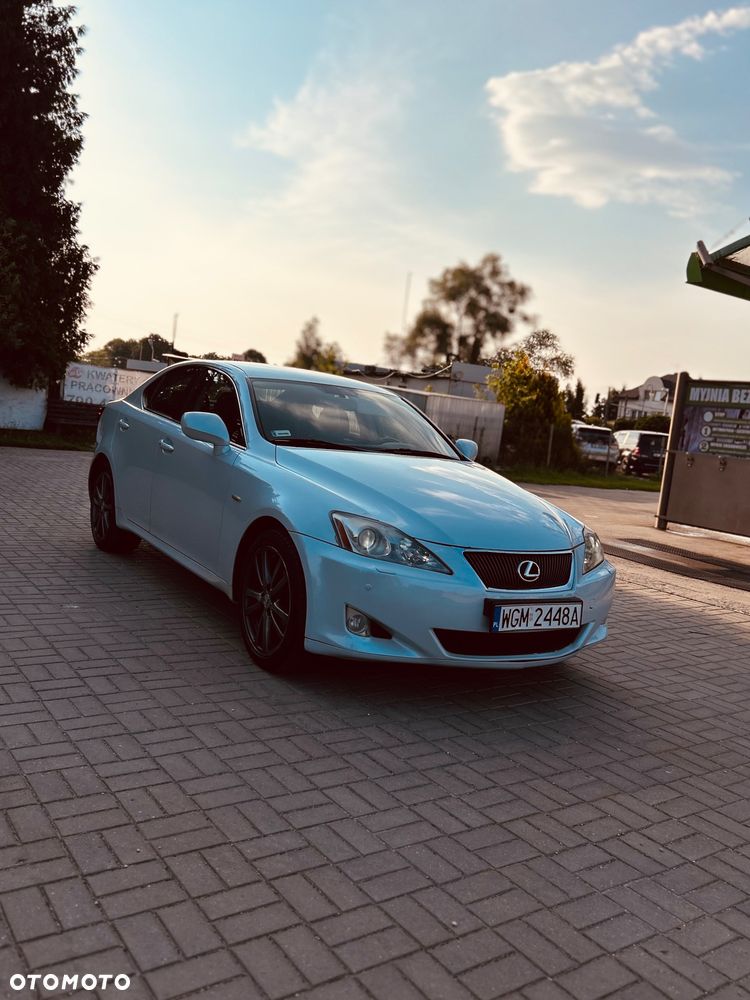 Lexus IS 220 D Prestige - 3
