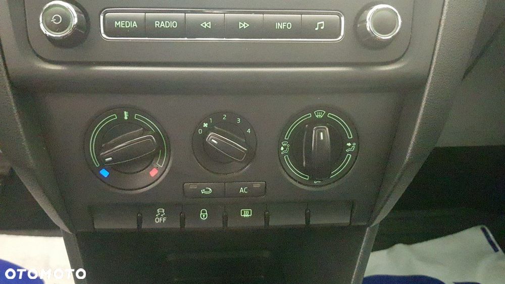 Skoda RAPID - 27