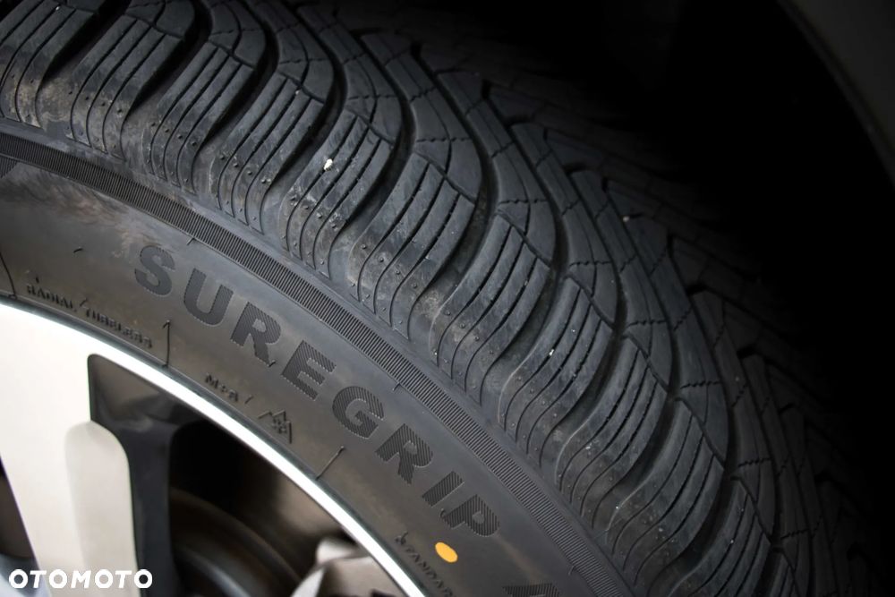 Jeep Grand Cherokee - 27