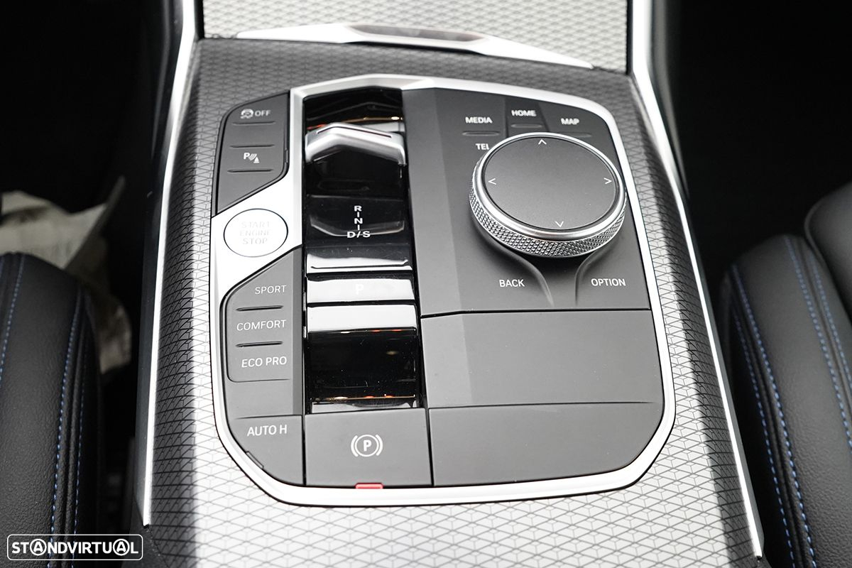 BMW 320 d Touring Pack M Auto - 16