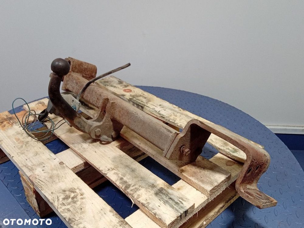 HYUNDAI TRAJET HAK DO PRZYCZEPY - 4