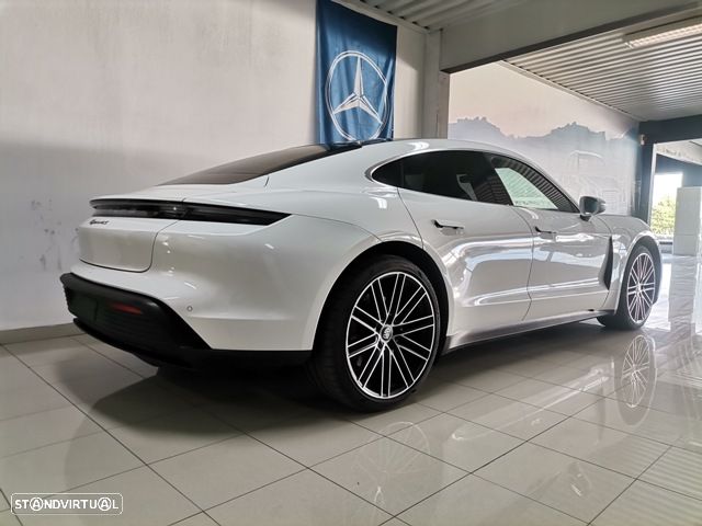 Porsche Taycan 4S - 2