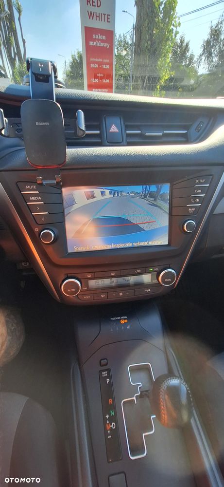 Toyota Avensis 2017 photo 3