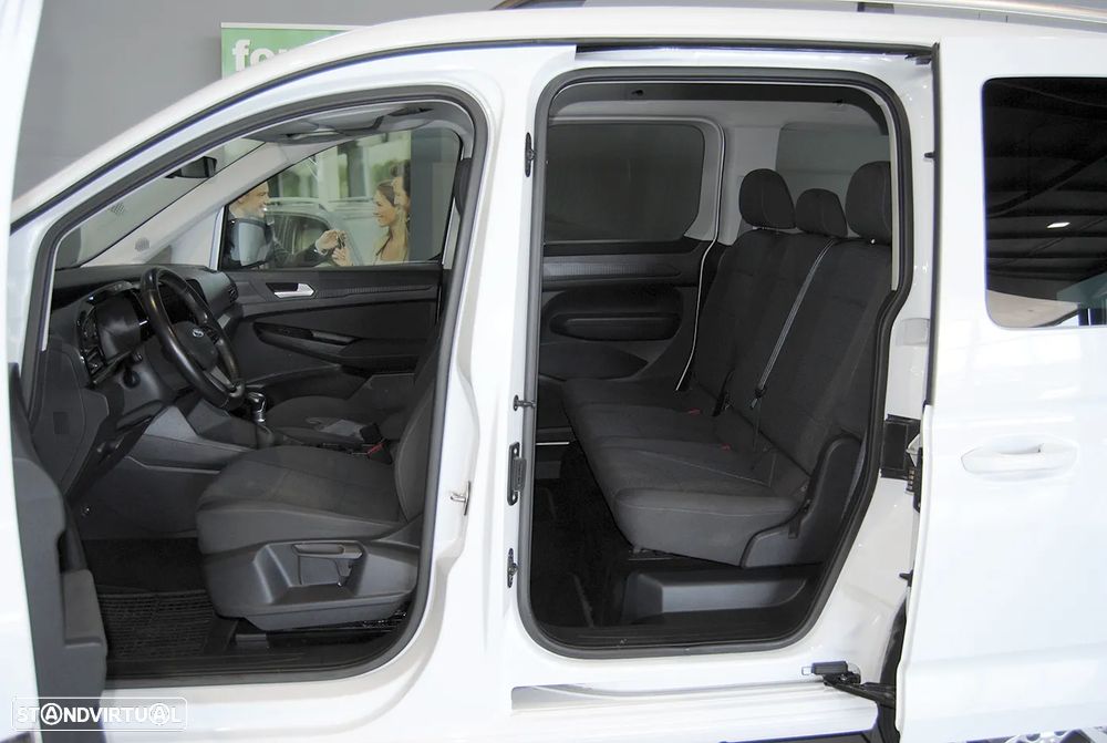 Ford Tourneo Connect 2.0 TDCi Titanium - 14