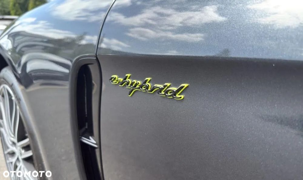 Porsche Panamera 4S E-Hybrid - 11