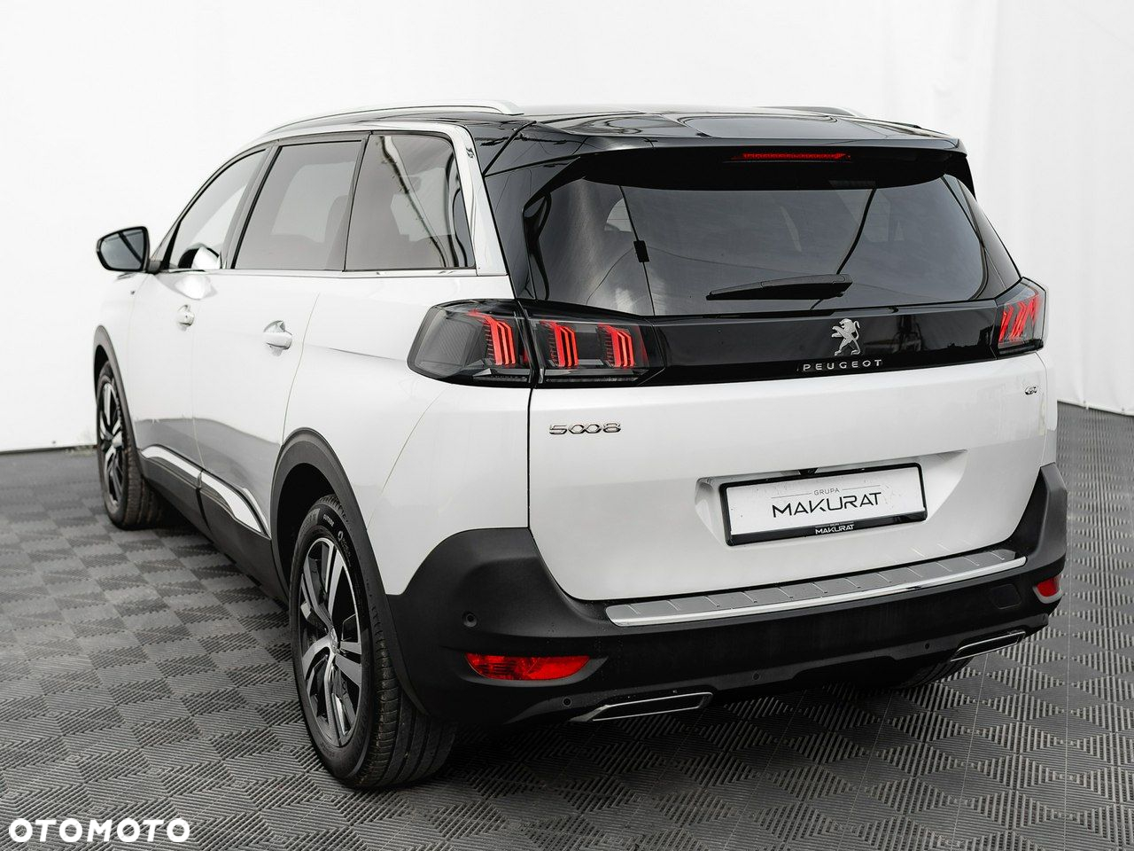 Peugeot 5008 - 5