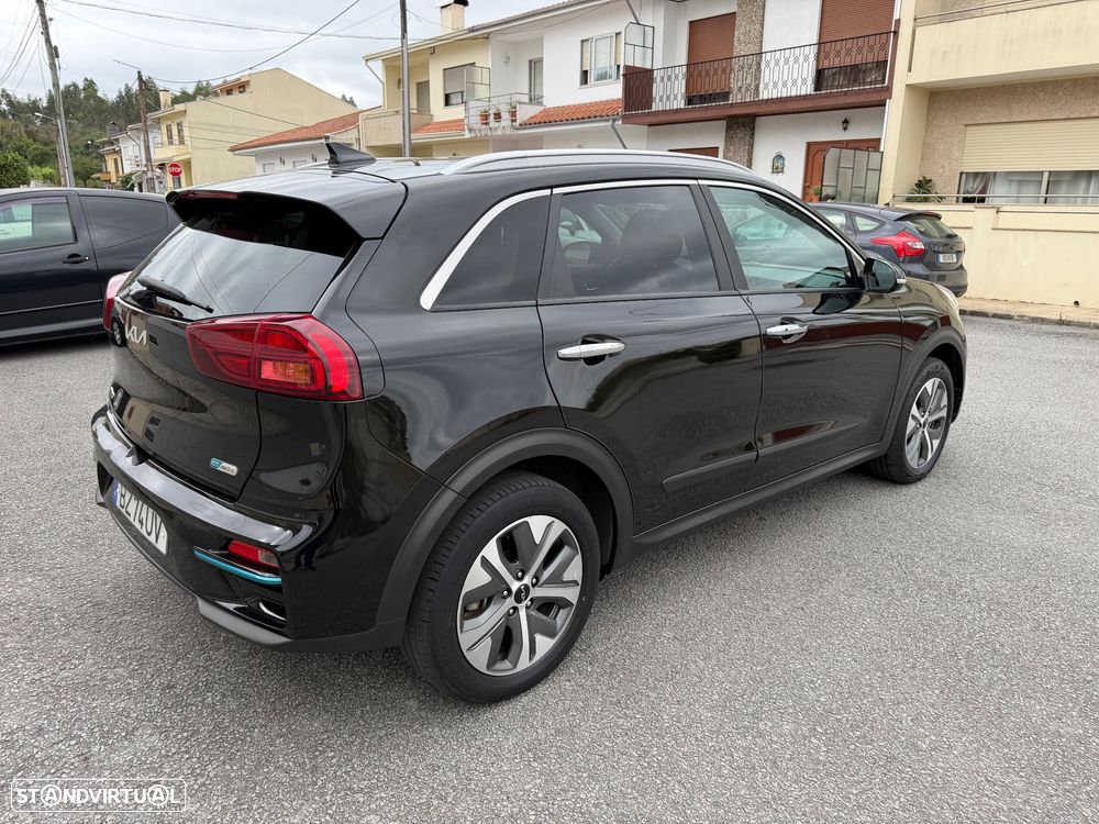 Kia e-Niro Vision - 12
