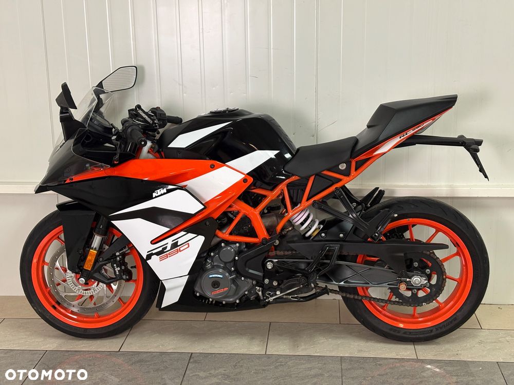 KTM RC 125 - 6