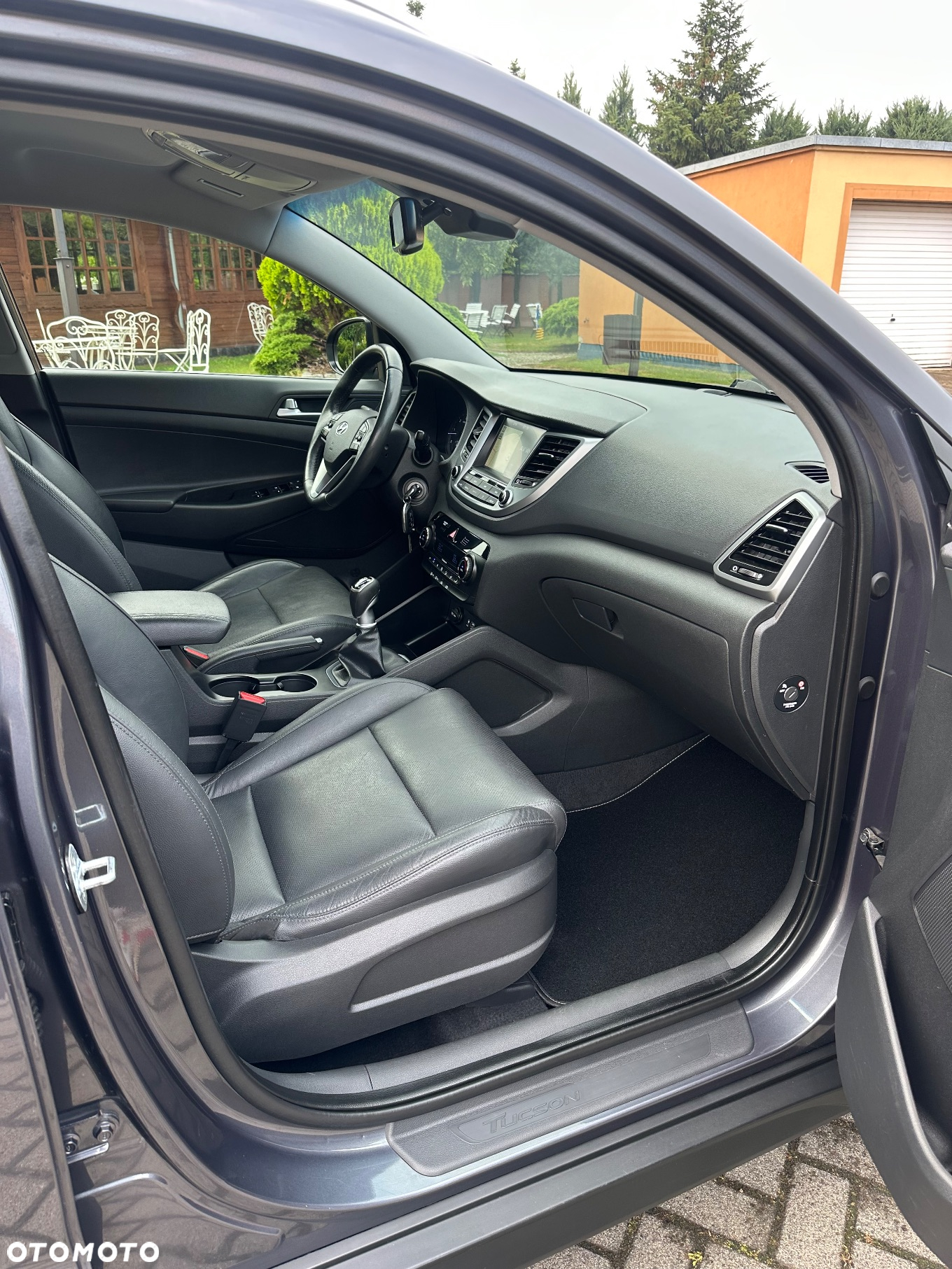 Hyundai Tucson 1.7 CRDI BlueDrive TourdePologne 2WD - 18