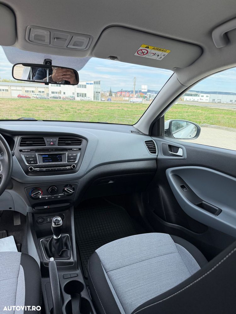 Hyundai i20 1.1 CRDi M/T Confort - 9