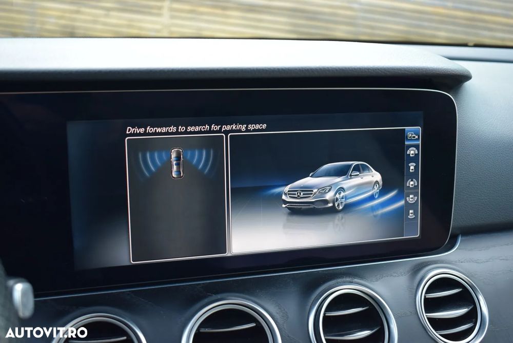 Mercedes-Benz E 220 d 4MATIC Aut. - 26