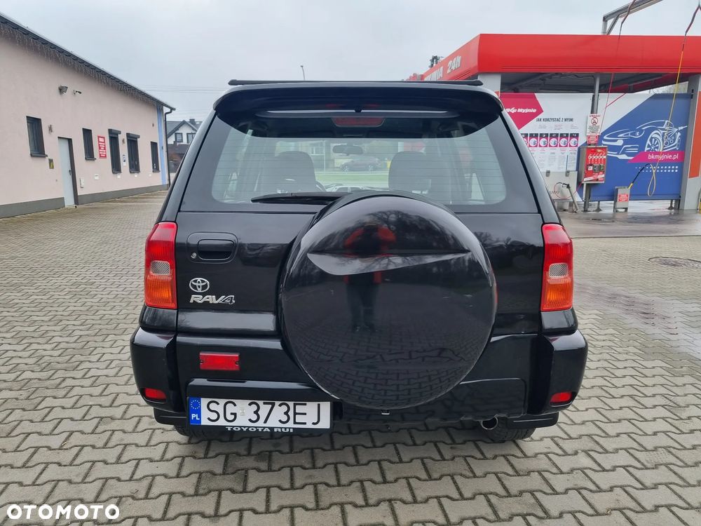 Toyota RAV4 2.0 VVT-i 4x4 - 5
