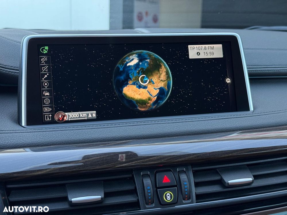 BMW X6 xDrive30d - 11