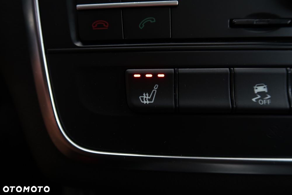 Mercedes-Benz CLA AMG 45 4-Matic - 37