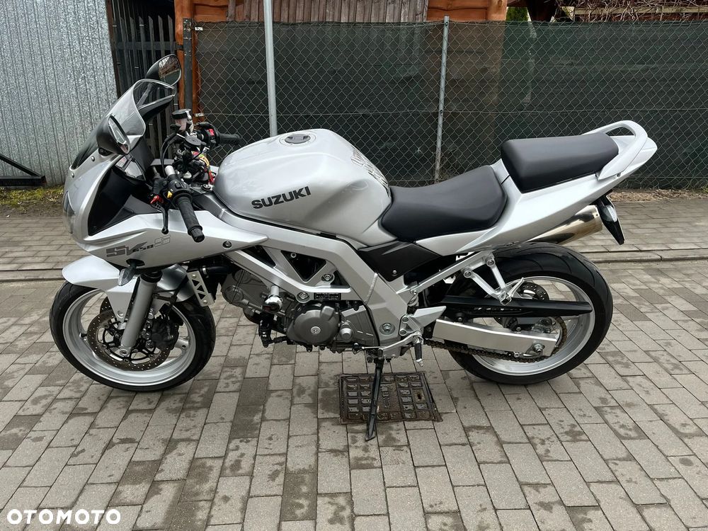 Suzuki SV - 7