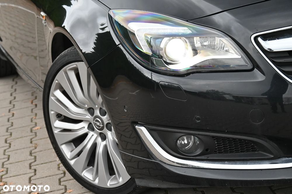 Opel Insignia 2.0 ECOTEC DI Turbo 4x4 Innovation - 17
