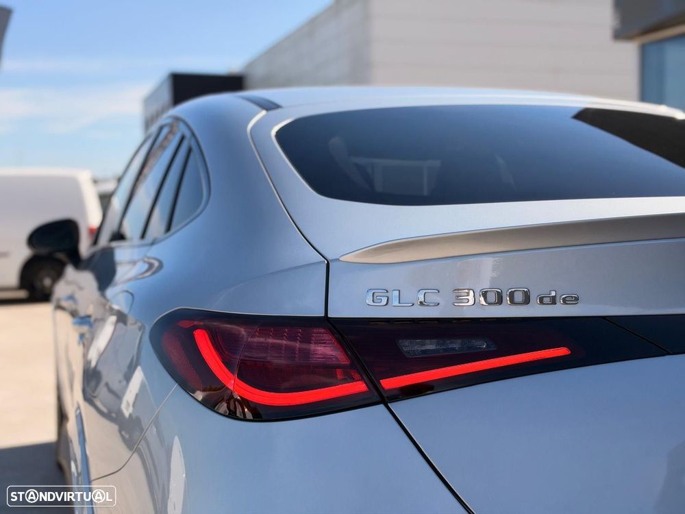 Mercedes-Benz GLC 300 de Coupe 4Matic - 27