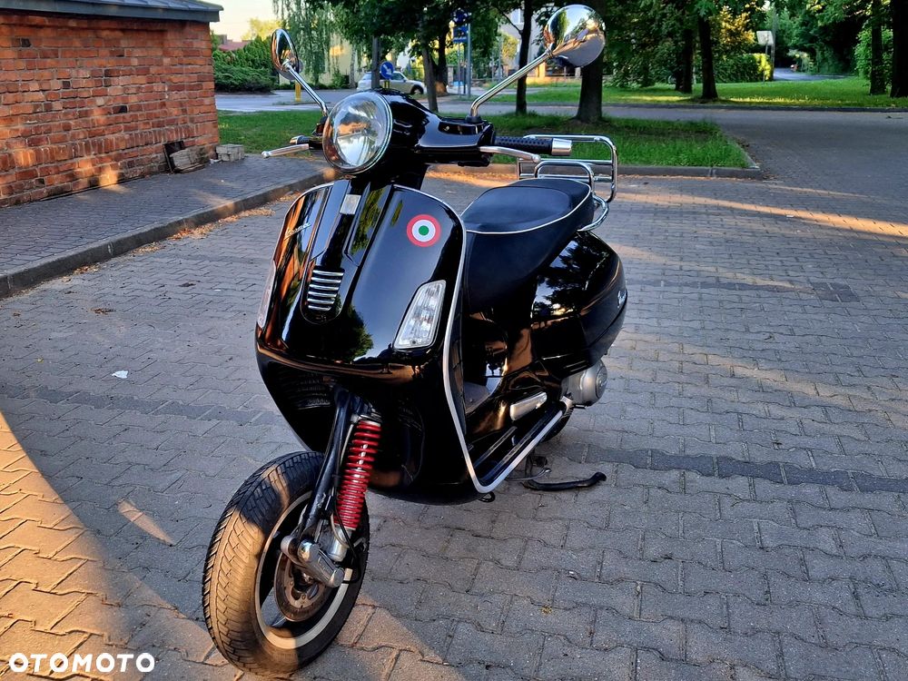 Vespa GTS - 4