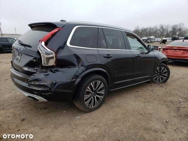 Volvo XC90 T5, z 2021 roku, model USA. - 3