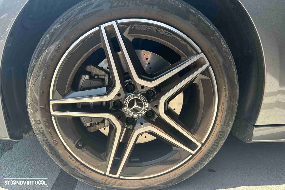 Mercedes-Benz A 250 e - 6