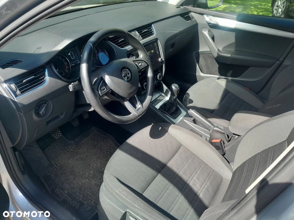 Skoda Octavia 2.0 TDI Ambition - 6