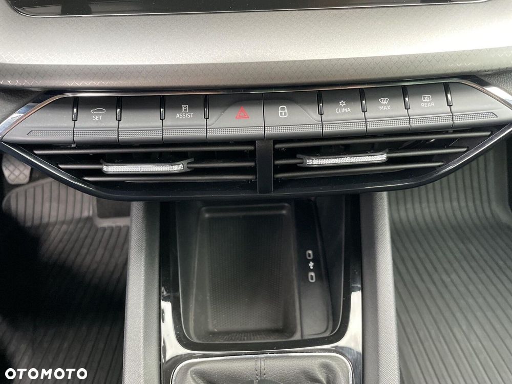 Skoda Octavia 1.5 TSI ACT Ambition - 27