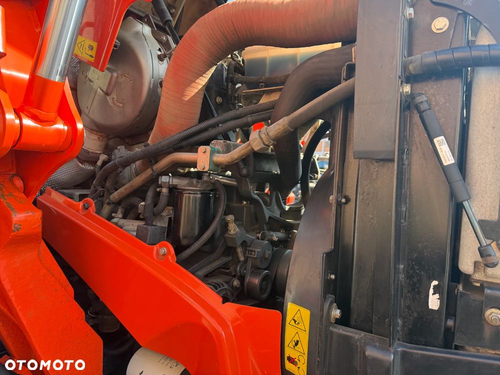 Kubota M7132 - 37
