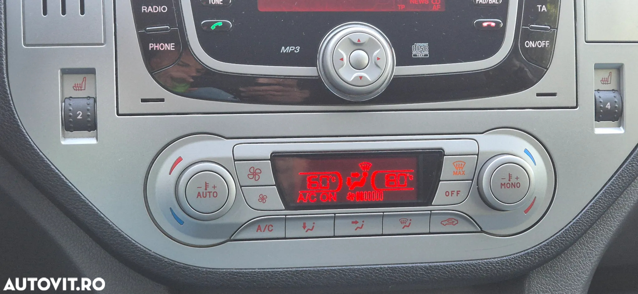Ford Kuga 2.0 TDCi 4x4 Titanium - 11