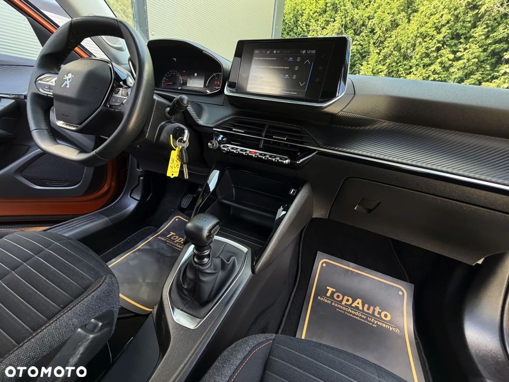 Peugeot 2008 PureTech 100 Allure - 16