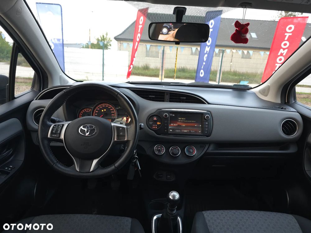 Toyota Yaris 1.33 Premium EU6 - 33