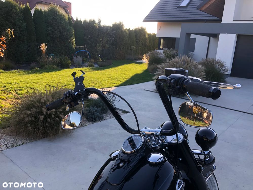 Harley-Davidson Softail Heritage Classic - 12