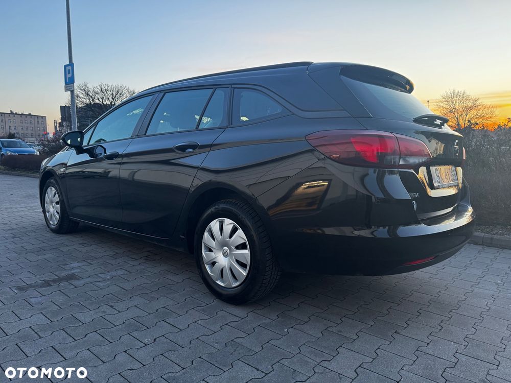 Opel Astra 1.6 D (CDTI) Business - 5