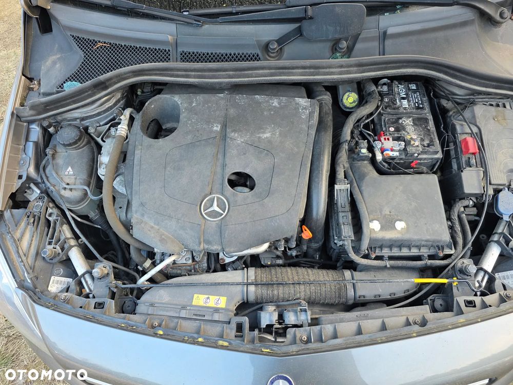 Mercedes-Benz Klasa B 180 CDI (BlueEFFICIENCY) - 21