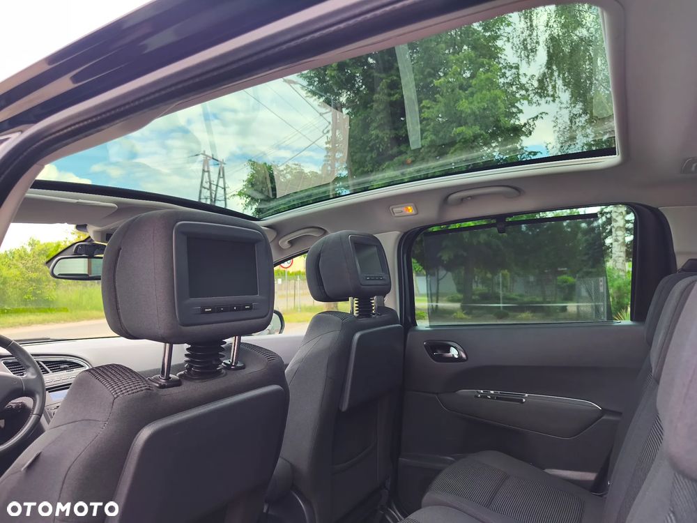 Peugeot 5008 - 36