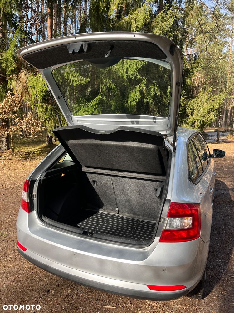 Skoda RAPID Spb 1.2 TSI Ambition Max - 11