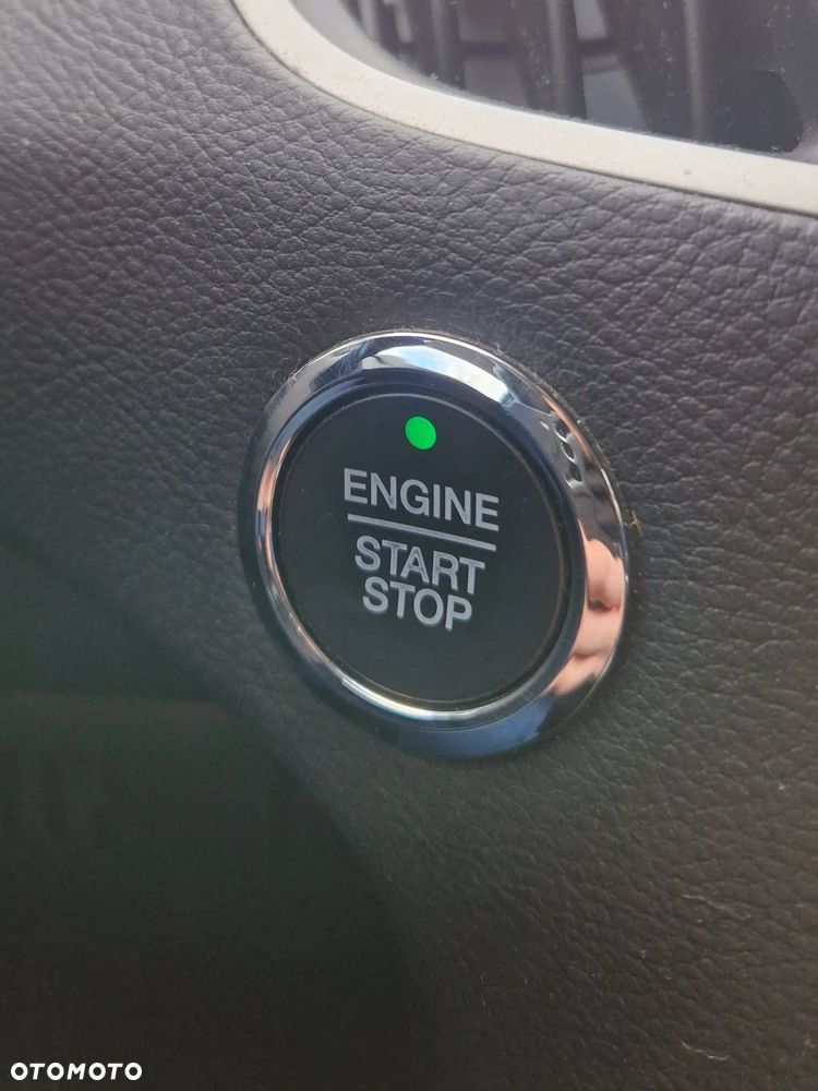 Ford S-Max 2.0 TDCi Titanium PowerShift - 22