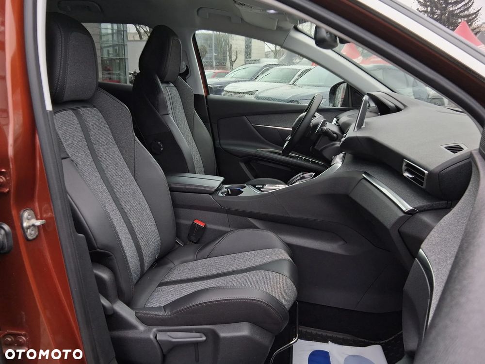 Peugeot 3008 1.2 PureTech Allure S&S EAT8 - 14