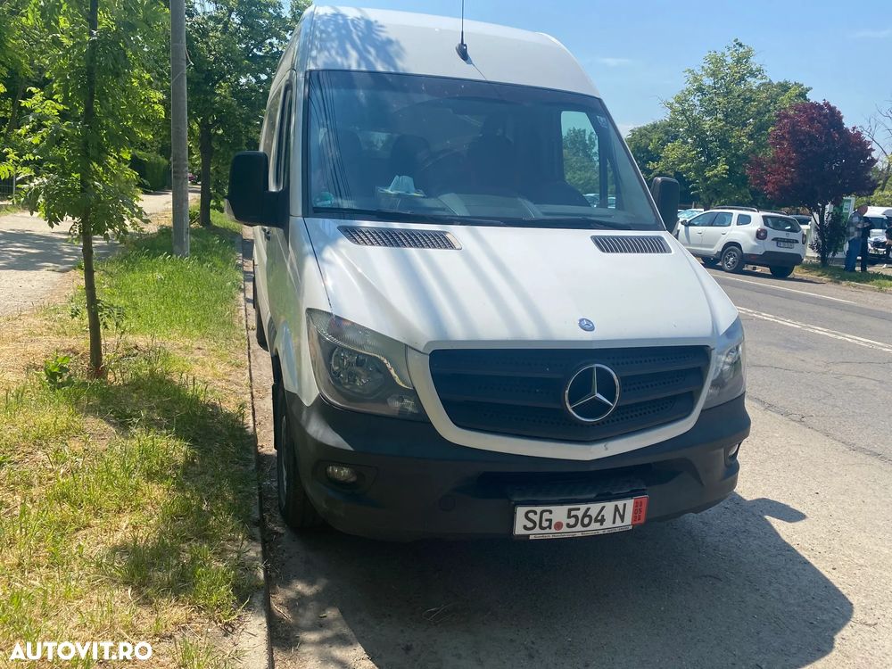 Mercedes-Benz Sprinter - 2