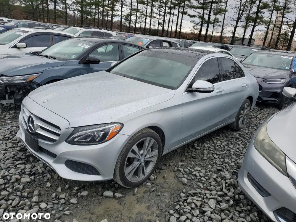 Mercedes-Benz Klasa C 300 9G-TRONIC Exclusive - 1