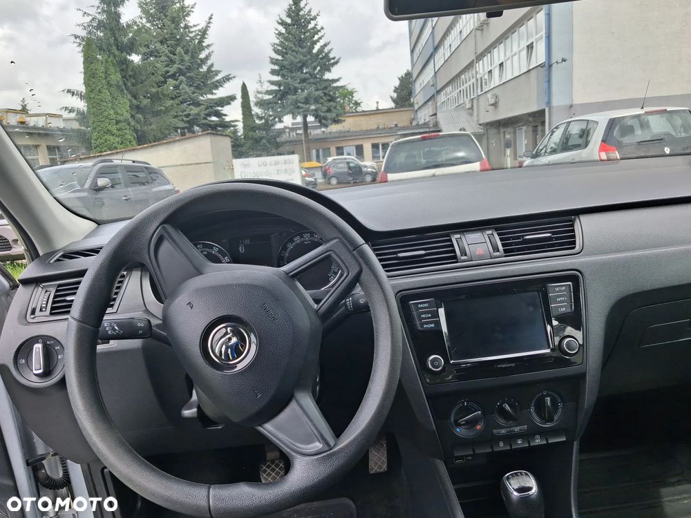 Skoda RAPID 1.0 TSI Active - 9