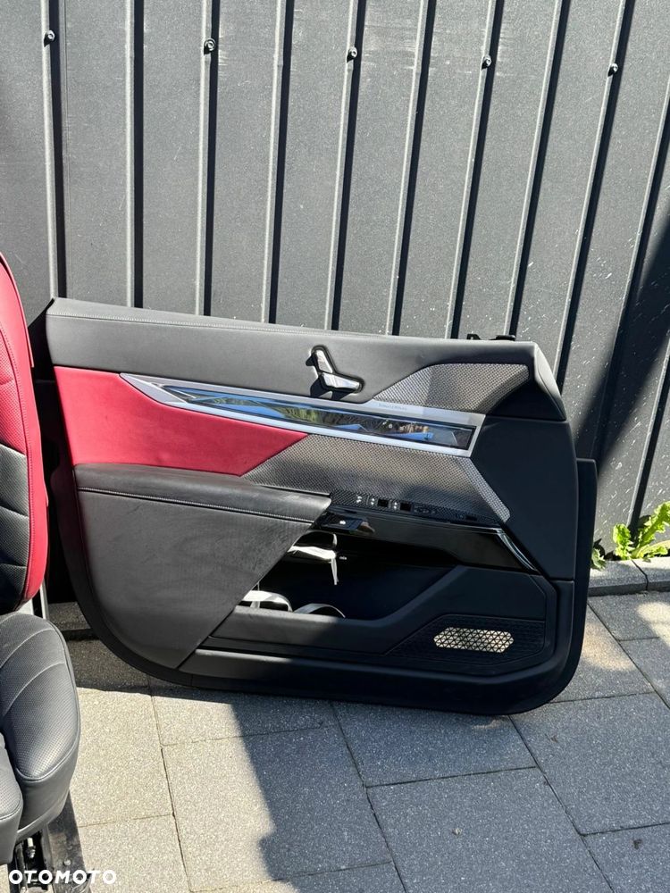 FOTELE TAPICERKA BMW 7 G70 SKÓRA VEGANZA CZARNO BORDOWA WIELOFUNKCYJNE - 6